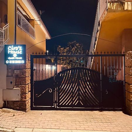 Affittacamere Ciro'S House Olbia Exterior foto